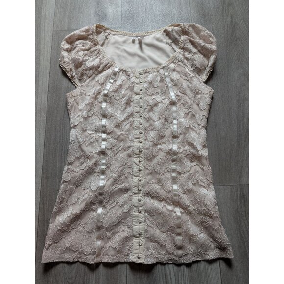 Gold Beige Lace Cap Sleeve Top With Satin Ribbon Detail & Button Accents Womens - Picture 5 of 8